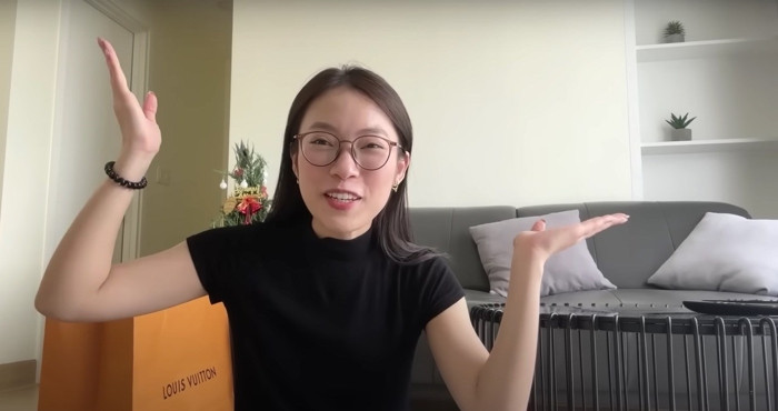 Đây cũng là căn nhà đầu tiên của nữ MC tại Sài Gòn. Khánh Vy cho biết do đặc thù công việc phải di chuyển khá nhiều giữa Hà Nội và TP HCM nên cô quyết định mua căn nhà ở đây làm điểm dừng chân. Ảnh: Khánh Vy OFFICIAL