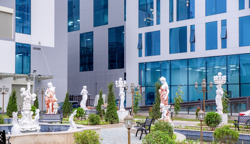 Toà nhà FPT nằm trên khu đất có diện tích gần 16.000m2. Đây là tổ hợp văn phòng làm việc thứ 14 của FPT được đưa vào sử dụng tại Việt Nam. Ảnh: Vietnamnet