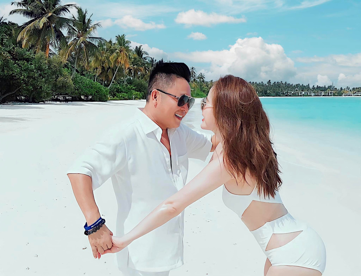 Bảo Thy cũng thường xuyên được chồng đưa tới những khu giải trí, nghỉ dưỡng cao cấp. Nguồn ảnh: FBNV