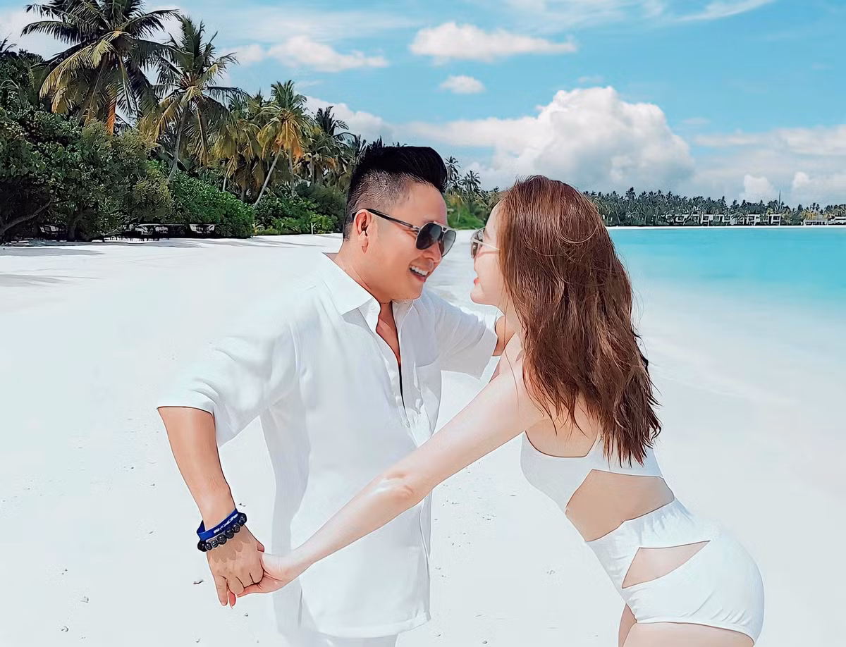 Bảo Thy cũng thường xuyên được chồng đưa tới những khu giải trí, nghỉ dưỡng cao cấp. Nguồn ảnh: FBNV