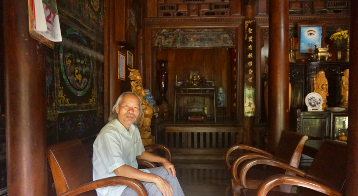 Thuộc sở hữu của ông Đỗ Hữu Minh, ngôi nhà đã trải qua hơn 200 năm, tồn tại đến nay đã qua 6 thế hệ, đến đời ông Minh là thế hệ thứ 4. Ảnh: Dân Việt