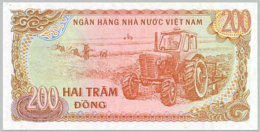Ít ai còn nhớ, mặt sau tờ 200 đồng in hình ảnh sản xuất nông nghiệp trên cánh đồng. Ảnh: Internet