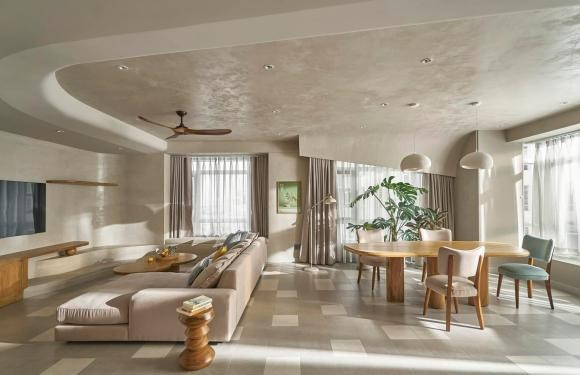 Từ phòng khách, nhà bếp đến phòng ngủ đều mang đến không gian ấm cúng và sang trọng.