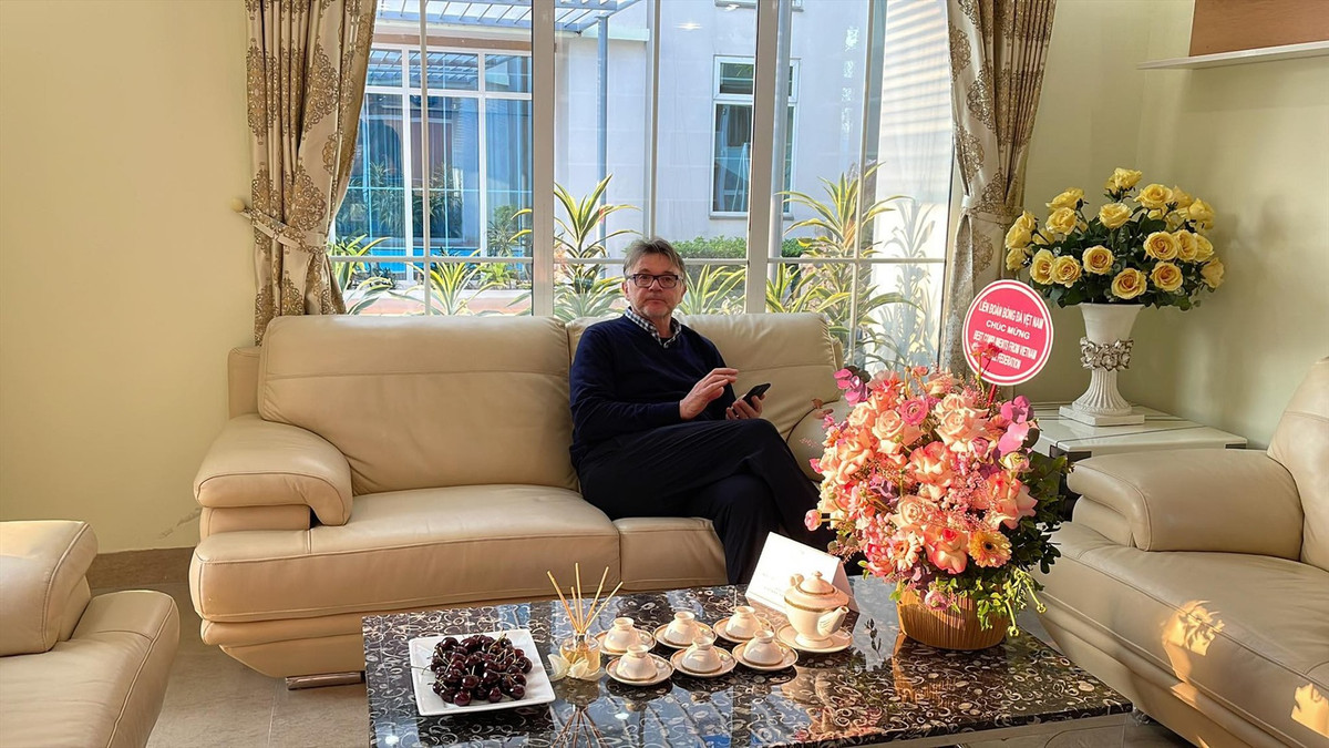 Nơi ở của HLV Philippe Troussier có diện tích khoảng 100m2, được thiết kế thoáng đãng. Ảnh: Lao động