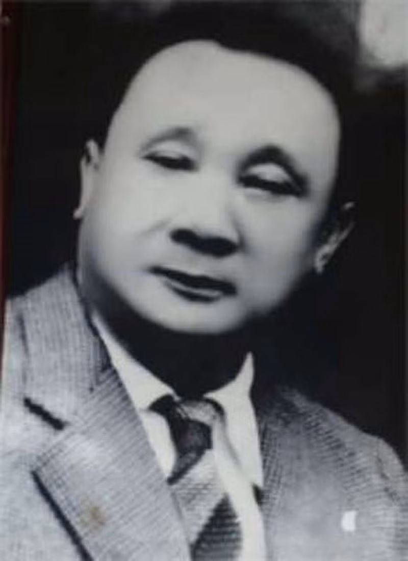 Chuyện về đại gia đầu tiên ở Việt Nam sở hữu máy bay riêng - Hình 3 Chuyen ve dai gia dau tien o Viet Nam so huu may bay rieng-Hinh-3