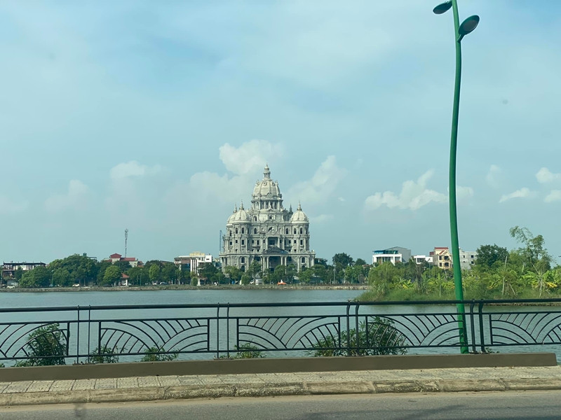 Tòa lâu đài được khởi công xây dựng đầu năm 2019, hiện đang trong quá trình hoàn thiện. Ảnh: FB Lâu đài Hải Linh Việt Trì Phú Thọ