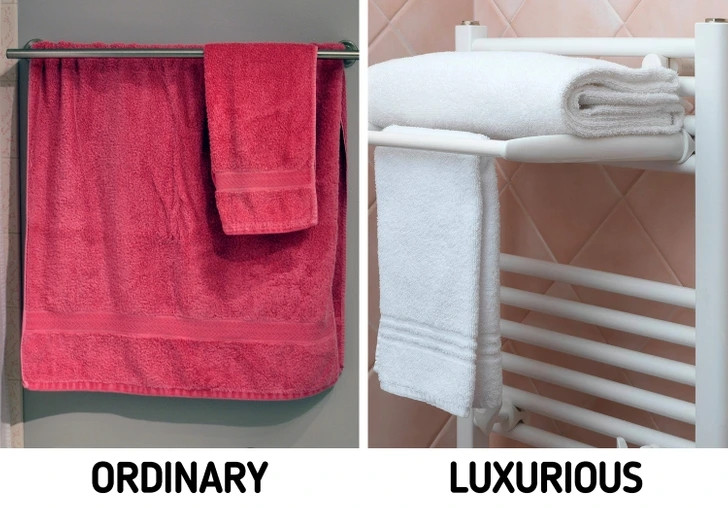 Những chiếc khăn đầy màu sắc với hình in ngộ nghĩnh có thể trông rất dễ thương, nhưng nếu muốn phòng tắm sang trọng hơn thì hãy thay bằng những chiếc khăn màu trắng.