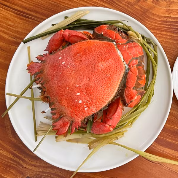 Cua huỳnh đế có thể chế biến các món như rang me, rang muối...Ảnh: Daohaisan