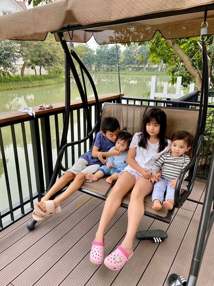 Căn nhà còn có view nhìn ra sông. Nguồn ảnh: FBNV