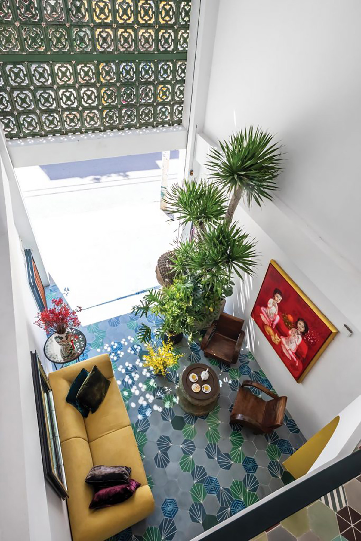 Phòng khách, phòng sinh hoạt chung hay phòng ngủ đều được hướng đến một lối thiết kế mở phóng khoáng, thoát khỏi bốn bức tường ngột ngạt của những căn nhà phố thông thường.