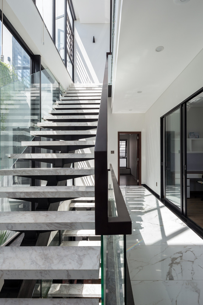 Cả không gian sinh hoạt ngoài trời và trong nhà đều được đẩy ra phía trước để có thể tận hưởng trọn vẹn tầm nhìn tuyệt đẹp ra đại dương.