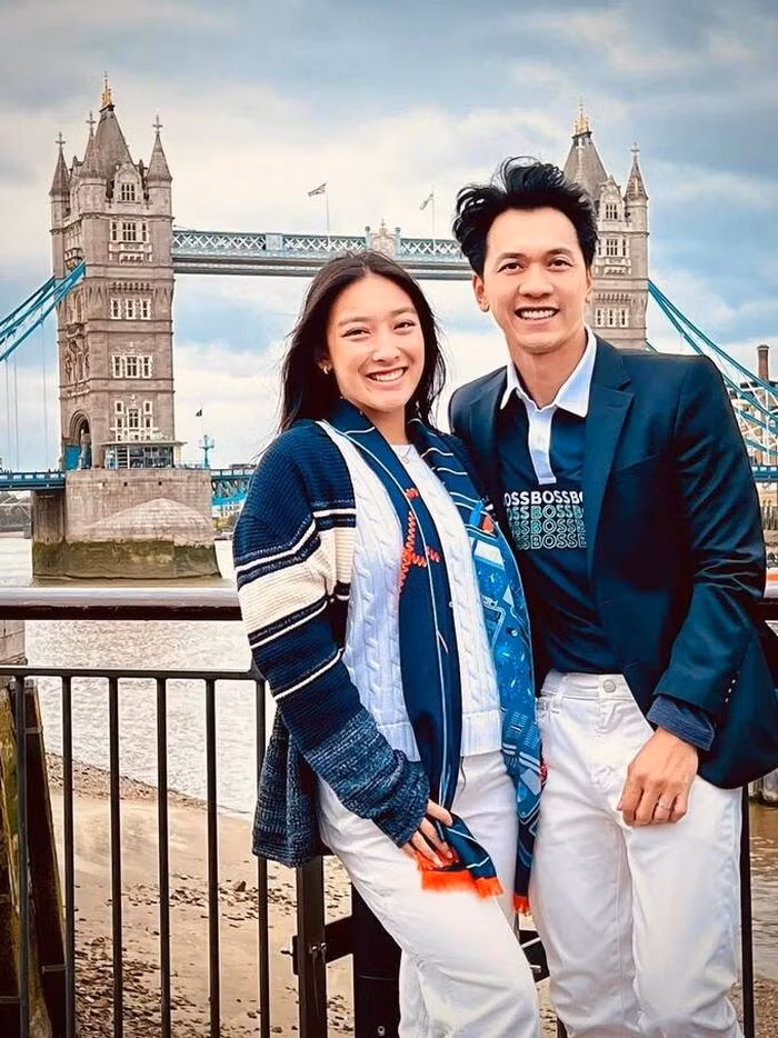 Chan dung con gai Chu tich ACB Tran Hung Huy gay xon xao