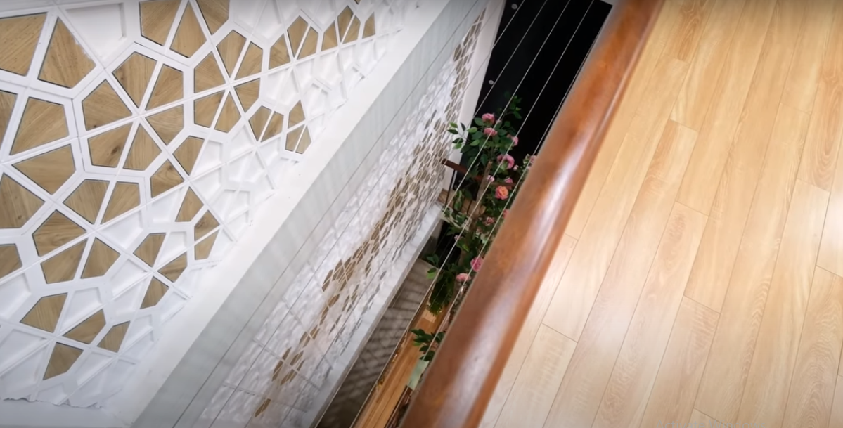 Khoảng thông tầng bắt đầu từ tầng 2, giúp lấy ánh sáng và gió trời tối đa.