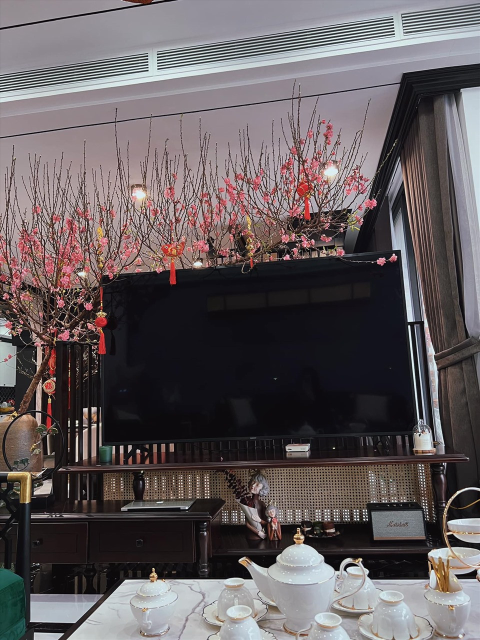 Trước khi đến với Shark Bình, Phương Oanh đã tự mua cho mình căn hộ cao cấp ở Hà Nội. Ảnh: FBVN