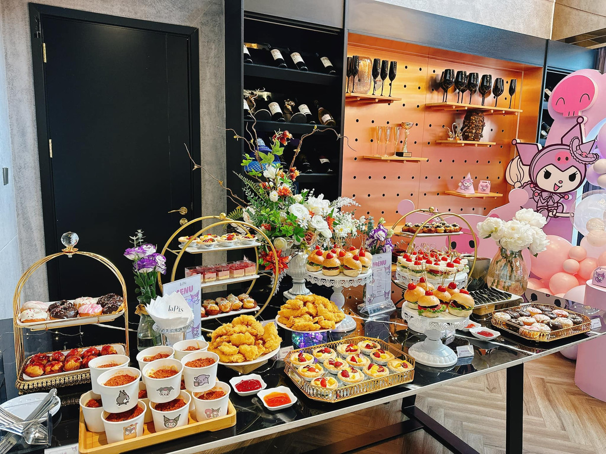 Dễ dàng thấy không gian sống của Shark Bình vô cùng rộng rãi và sang chảnh. Ảnh: FB Nguyen Hoa Binh