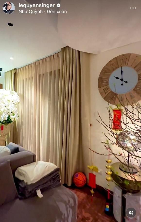 Các góc trong nhà được quét dọn gọn gàng và bài trí sang trọng.