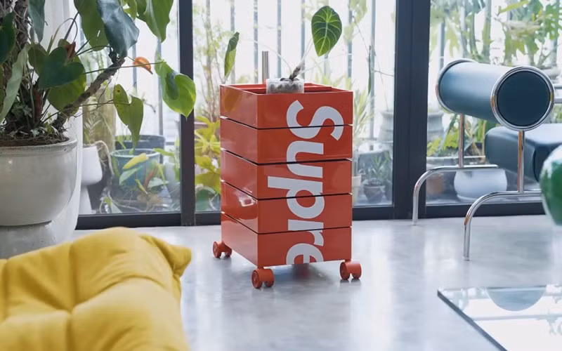 Nội thất trong nhà được trang trí cầu kỳ. Ảnh: FBNV