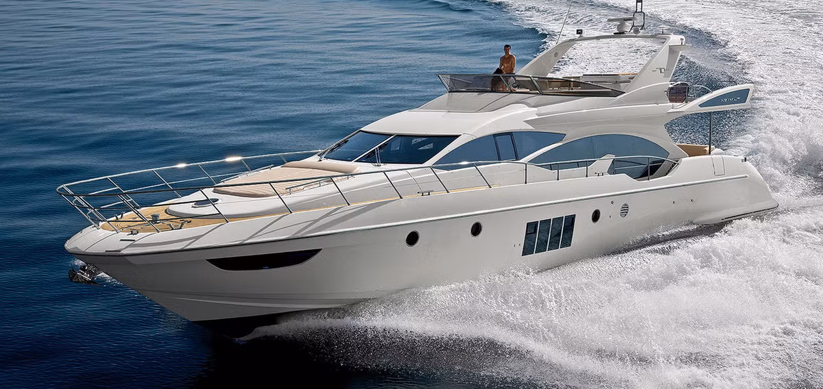 Du thuyền trị giá 4 triệu USD này được thiết kế bởi kỹ sư Stefano Righini và được sản xuất tại Ý. Ảnh: Azimut Yachts