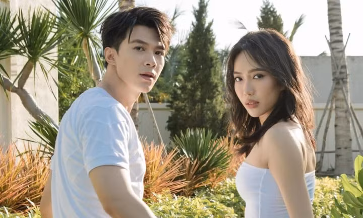 Tuy nhiên, sau đó, nam diễn viên đã nhanh chóng lên tiếng phủ nhận. Anh Tú cũng cho biết thêm, công ty quản lý đang liên hệ pháp lý để sớm có hình thức xử lý các bên đưa thông tin một chiều, không xác thực. Ảnh: VTC