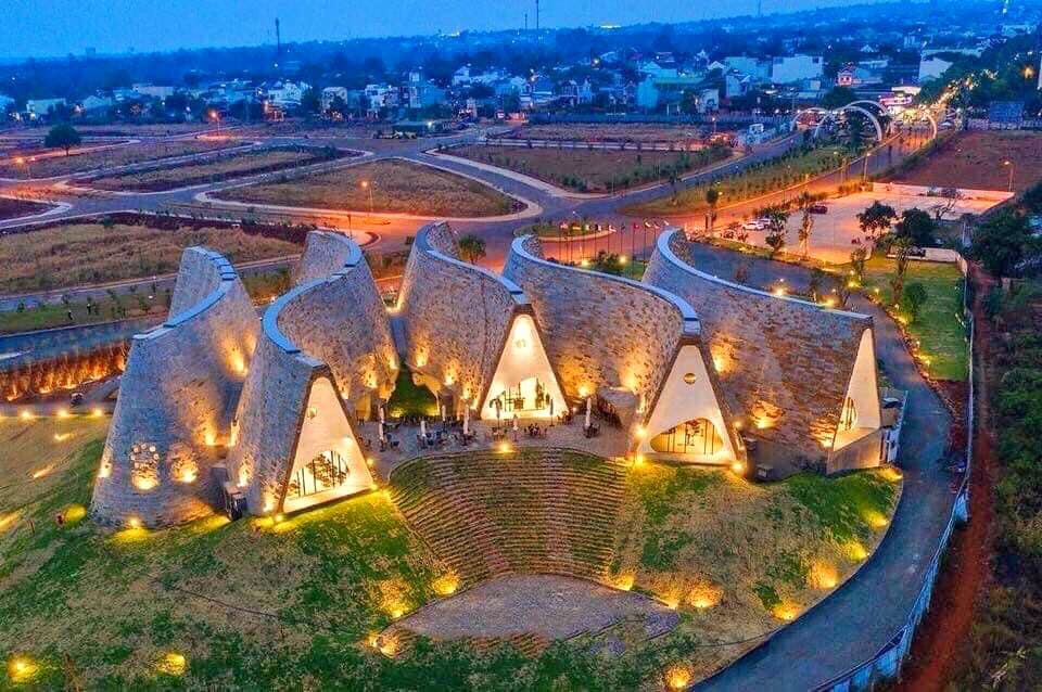 Theo thống kê của của chuyên trang Batdongsan.com.vn, từ Quý 1/2021 đến quý 4/2022, mức độ được quan tâm, tìm kiếm thông tin của dự án Thành phố Cà phê tăng tới 257%.