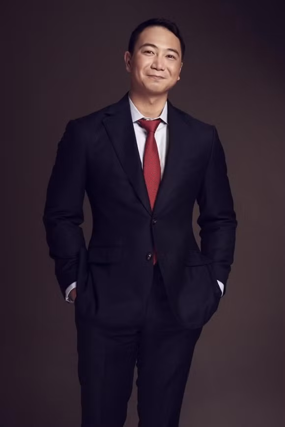 Đầu năm 2018, John Tuấn Nguyễn bỏ vốn sản xuất một gameshow hẹn hò, với format từ một chương trình truyền hình hot nhất thế giới, mang tên Anh chàng độc thân - The Bachelor Vietnam.