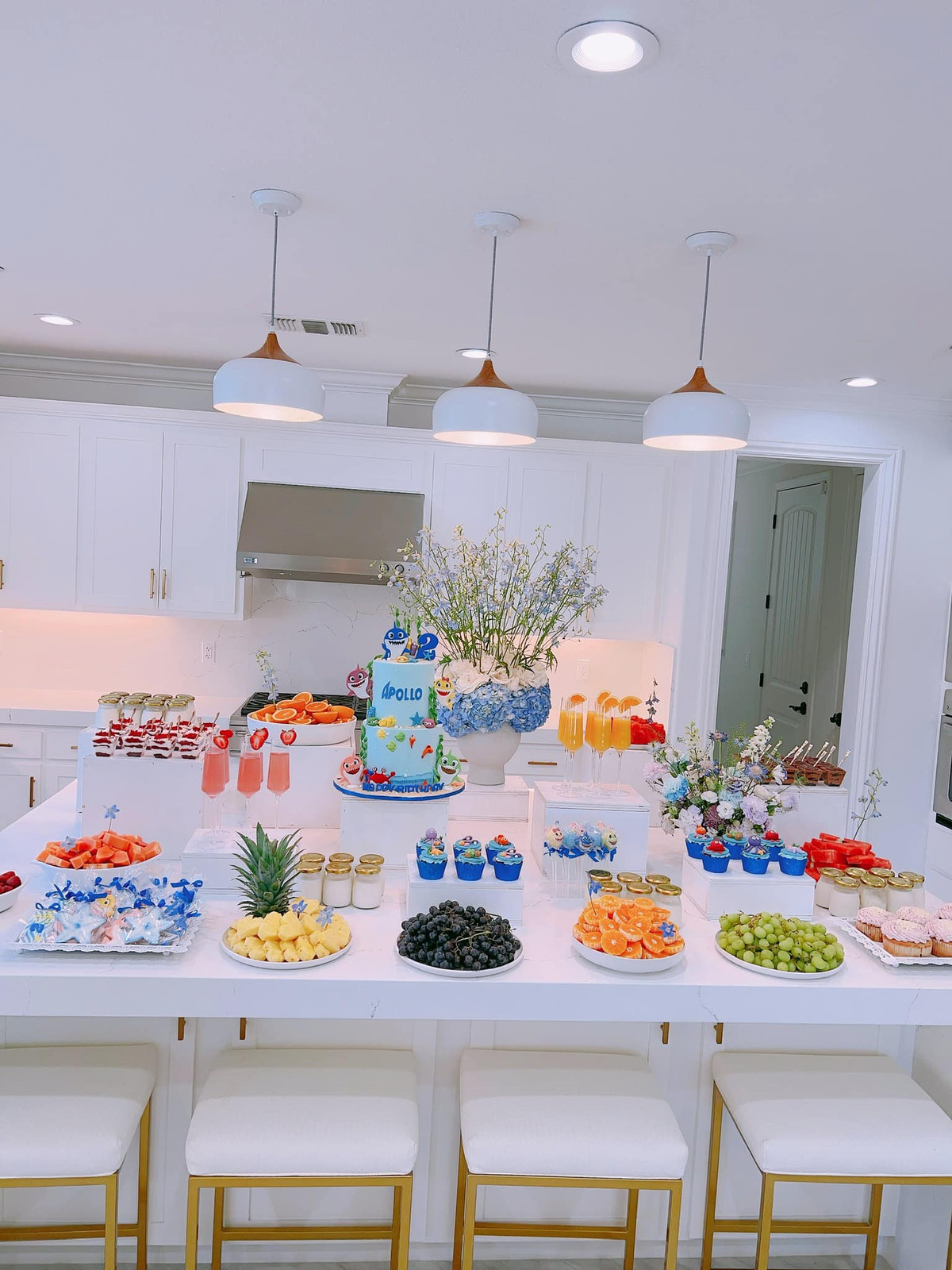 Trong các sự kiện của gia đình, Hoa hậu Phạm Hương thường lên ý tưởng bài trí độc đáo.