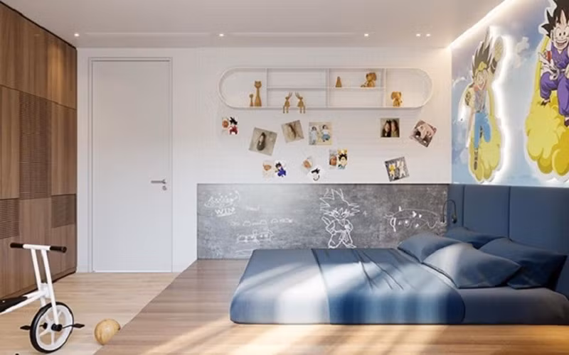 Phòng ngủ của cặp sinh đôi có màu sắc vui nhộn, dán nhiều ảnh, tranh vẽ trên tường. Nguồn ảnh: FBNV