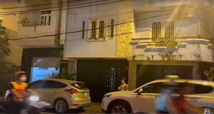 Trong số tài sản cố NSƯT Vũ Linh để lại có căn nhà số 5 Đoàn Thị Điểm, quận phú Nhuận (TP HCM). Khi cố nghệ sĩ Vũ Linh còn sống, đây là nơi đón tiếp rất nhiều nghệ sĩ tới thăm. Ảnh: Yan