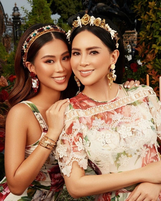 Nhiều khán giả không khỏi ngưỡng mộ trước nhan sắc trẻ trung của bà Lê Hồng Thủy Tiên. Ảnh: FBNV