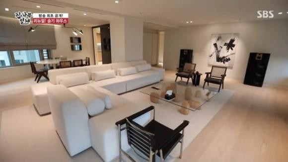 Trước đó, khi tham gia chương trình The Brown Stone Legend, Lee Seung Gi đã tiết lộ về căn nhà này. Ảnh: SBS