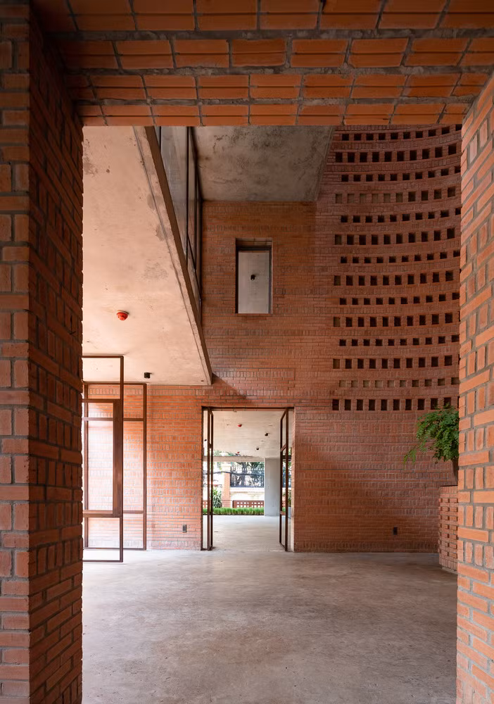 Nhiều người coi văn phòng như căn nhà thứ hai, nơi họ dành phần lớn thời gian trong ngày.