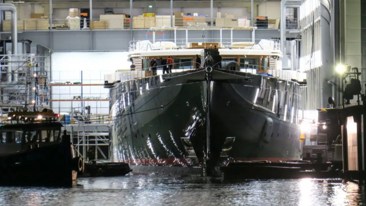 Koru còn đi trước thời đại. Theo đó, du thuyền Koru sẽ hoạt động nhờ công nghệ xanh tiên tiến, giúp một người có thể vận hành các cánh buồm mà không cần một thủy thủ đoàn đông đảo. Ảnh: Boat International