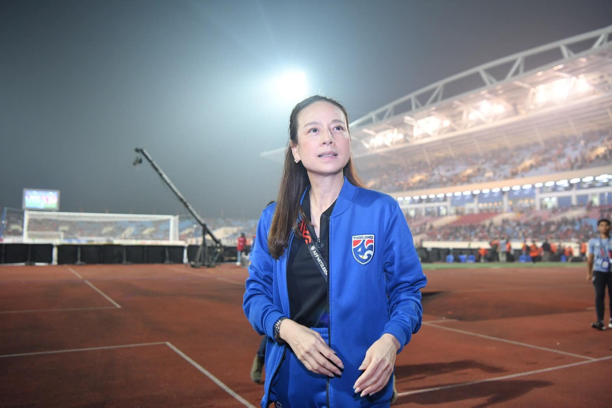 Truyền thông Thái Lan ước tính bà Madam Pang sở hữu khối tài sản cá nhân lên tới 740 triệu USD (thống kê vào đầu năm 2022), chủ yếu đến từ lợi nhuận của tập đoàn bảo hiểm Muang Thai và bán sản phẩm thời trang xa xỉ. Ảnh: FBNV