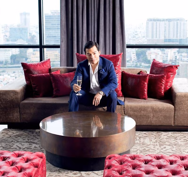 Nam diễn viên sở hữu căn penthouse xa hoa ở trung tâm quận 1, TP HCM. Được biết, Trần Bảo Sơn mua căn penthouse này vào năm 2015 với giá 200 tỷ, tương đương khoảng 10 triệu đô thời điểm đó. Ảnh: Vietnamnet