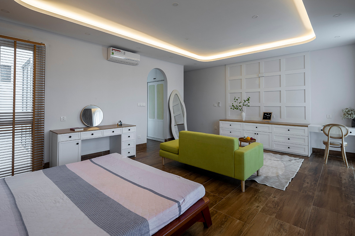 Tầng 2 là không gian riêng tư với các phòng ngủ.