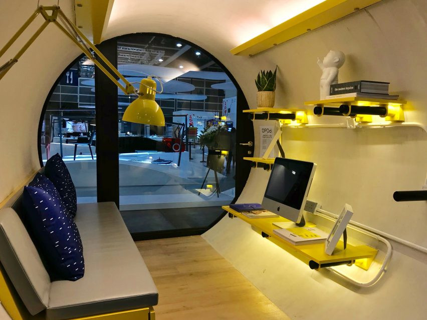 Do diện tích hạn chết, kiến trúc sư lựa chọn nội thất thông minh, tích hợp nhiều công năng.