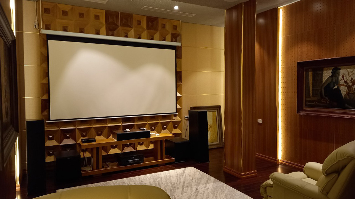 Bên trong căn nhà còn có phòng chiếu phim, phòng tập gym... Nguồn ảnh: Nguyễn Minh Giang, Nguyễn Thị Khánh Huyền