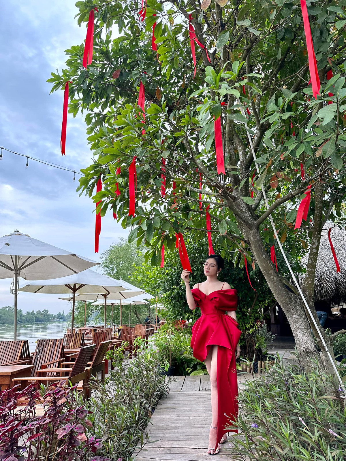 Mỗi góc trong khu sinh thái của Vân Trang đều mang đậm hơi thở mùa Xuân.