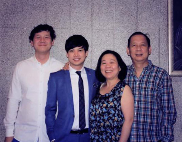 Bà Thủy từng trúng tuyển vào Đại học Y dược. Tuy nhiên, khi học đến năm thứ tư thì phải bỏ ngang vì biến cố gia đình. Ảnh: Internet