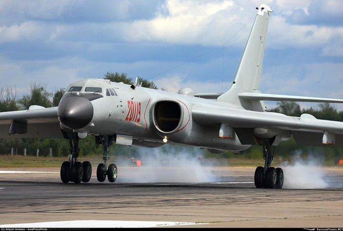 Thông tin Bộ Tư lệnh Chiến khu Trung tâm của PLA điều quân tới Bộ Tư lệnh Chiến khu phía Tây được dư luận Trung Quốc đặc biệt quan tâm.