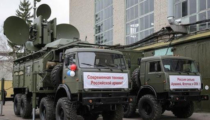 Quân đội Nga đã đáp trả thông qua hệ thống tác chiến điện tử Krasukha với tầm hoạt động lên tới 300 km. Sức mạnh của tổ hợp EW này lớn đến nỗi ngay cả các thiết bị điện tử được bảo vệ của tàu Pháp đã bắt đầu hỏng.