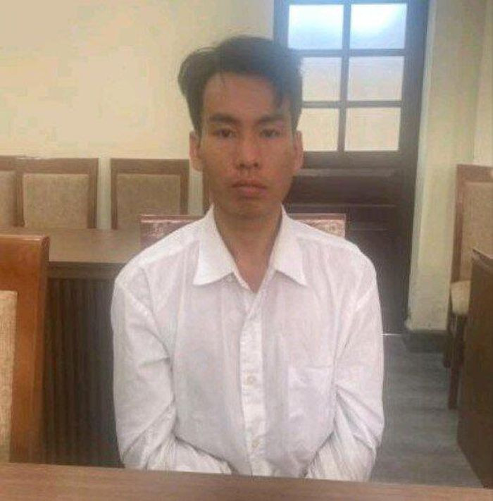  Thanh niên túng tiền trộm cáp viễn thông đem bán: Do túng tiền, Nguyễn Bá Hưng (SN 1990, trú phường Hồng Hải, TP Hạ Long) đã cắt trộm dây cáp điện trị giá trên 2,5 triệu đồng của Trung tâm viễn thông 1 – Viễn thông Quảng Ninh đi bán lấy để tiêu xài. Ngày 30/7, Hưng bị Quảng Ninh bắt khẩn cấp.