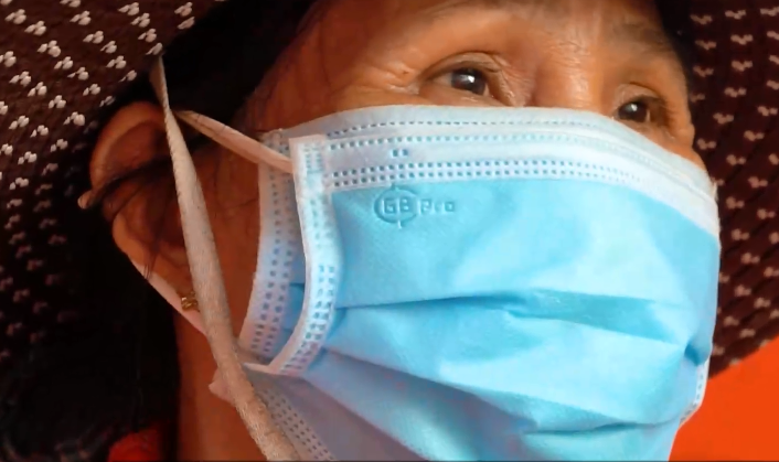 Bà Lâm chia sẻ, đêm hôm trước (26/7) khi hay tin được về quê trên chuyến xe Phương Trang nghĩa tình, hai vợ chồng mất ngủ vì hạnh phúc nhưng cũng trằn trọc khôn nguôi vì lo không biết di chuyển thế nào ra điểm tập trung bởi quãng đường từ nhà ra bến xe dài hơn 30km. Hai vợ chồng ông Hảo đã phải đi mất vài giờ đồng hồ từ nhà trọ ra bến xe.