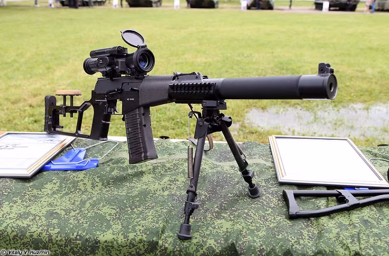 Cận cảnh biến thể hiện đại hóa VSSM Vintorez 6P29M của dòng súng bắn tỉa VSS đang được lực lượng trinh sát Nga sử dụng. Nguồn ảnh: Vitaly Kuzmin.