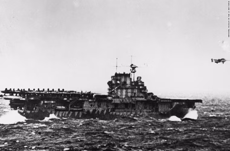 Điều này hoàn toàn là sự thật, khi các máy bay ném bom của Mỹ không đủ khả năng thực hiện các cuộc không kích đường dài từ một số vị trí ở Thái Bình Dương đến Tokyo. Do đó việc sử dụng tàu sân bay là phương án khả dĩ duy nhất, tuy nhiên kế hoạch này cũng có những mặt trái của nó. Nguồn ảnh: CNN.