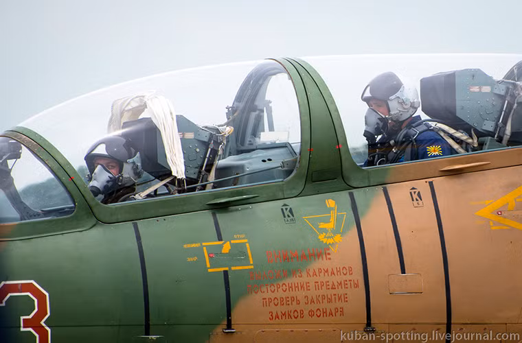 Theo ước tính kể từ cuối những năm 1960 cho tới nay, Aero Vodochody đã sản xuất hơn 2.900 chiếc L-39 trong đó vẫn còn hơn 2.000 chiếc đang hoạt động trên khắp thế giới. Việt Nam cũng là một trong những nước đang vận hành dòng máy bay này. Nguồn ảnh: Arms-Expo.