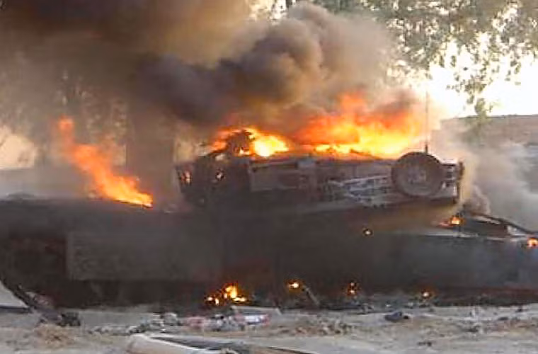 Phần còn lại là do những chiếc M1 Abrams của quân đội Iraq bị Mỹ loại bỏ giáp Uranium khi xuất khẩu.