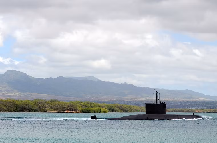 Ngoài những chiếc Chang Bogo thế hệ cũ, hiện tại Seoul cũng đang tiến hành nội địa hóa hoàn toàn mẫu tàu ngầm này với biến thể Chang Bogo cải tiến nhằm phục vụ cho thị trường nội địa lẫn xuất khẩu. Khi trong giai đoạn từ nay đến năm 2025, Hải quân Hàn Quốc dự kiến sẽ mở rộng biên đội tàu ngầm của nước này lên 26 chiếc. Nguồn ảnh: Wikimedia.