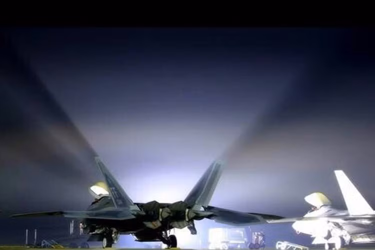 Kể từ khi được biên chế năm 2005 cho tới nay, Mỹ chưa gặp đối thủ nào đối đầu trên chiến trường có hệ thống phòng không đủ mạnh như Syria.