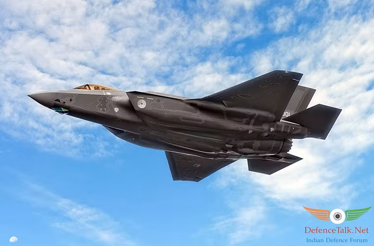 Việc Lockheed Martin cho phép Không quân Anh mở rộng hệ thống vũ khí trên F-35 ở một mặt nào đó giúp dòng chiến đấu cơ này trở nên hấp dẫn hơn trong mắt các nước Châu Âu, trong bối cảnh nó đang bị “thất sủng” tại quê nhà. Bên cạnh đó một mình Lockheed Martin cũng không đủ sức để hoàn thiện kho vũ khí dành cho F-35 mà cần tới sự trợ giúp của những ông lớn khác như BAE Systems, MBDA và Northrop Grumman. Nguồn ảnh: DefenceTalk.